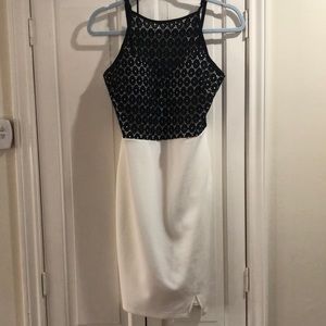 Black/white maxi dress
